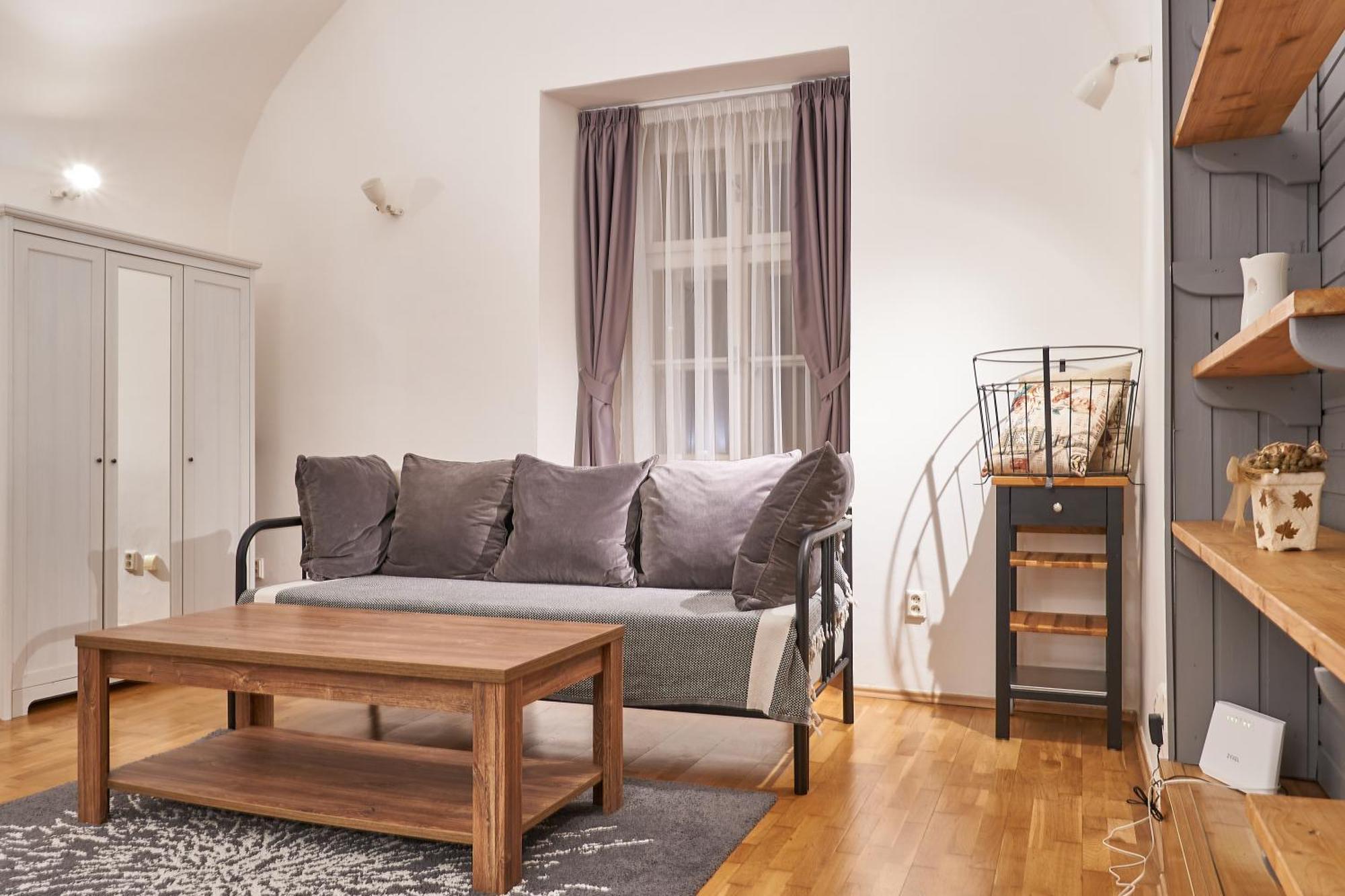 Hotel U 3 Pstrosu Прага Екстер'єр фото